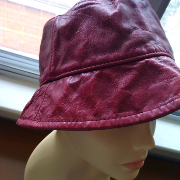 Redish / Brown Leather Bucket Hat with lining - Picture 1 of 5